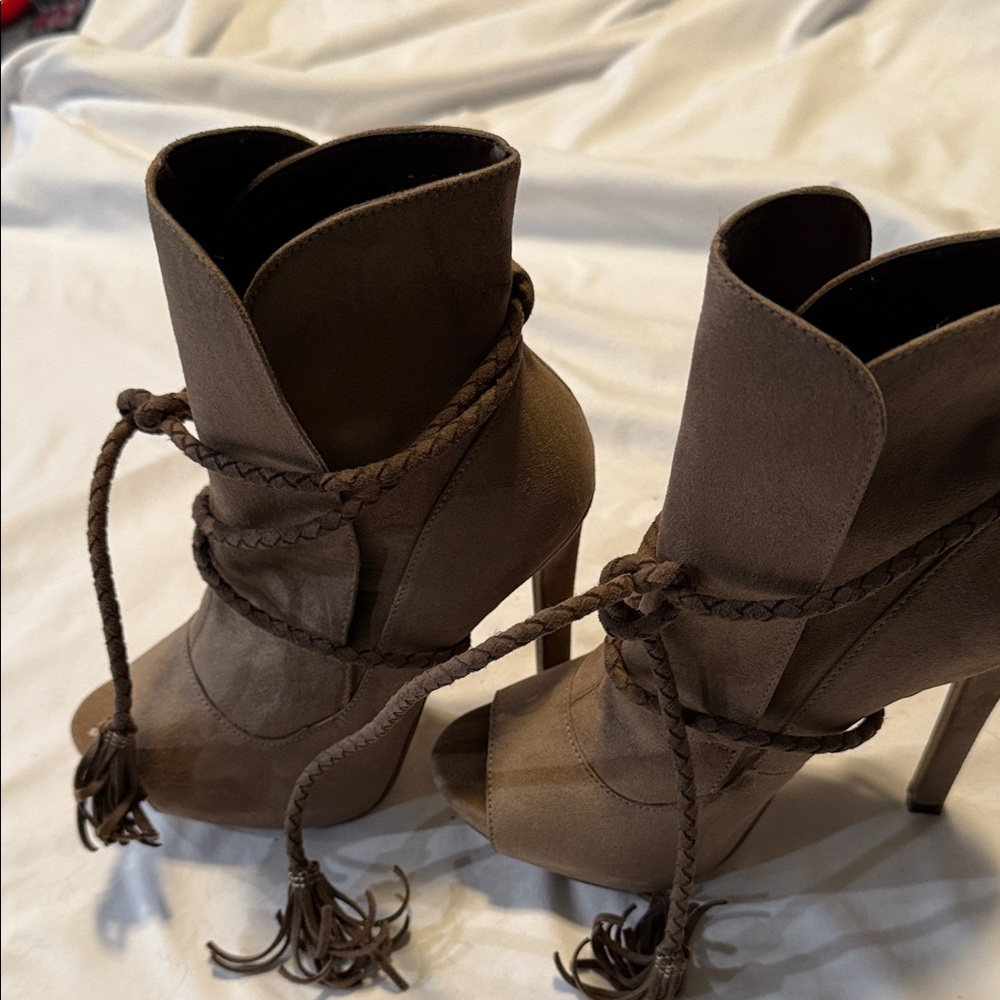 Andrea by Sadek Brown Braided-Wrap Suede‎ Heeled Ankle Boots, Women’s Size 8” - Picture 4 of 9